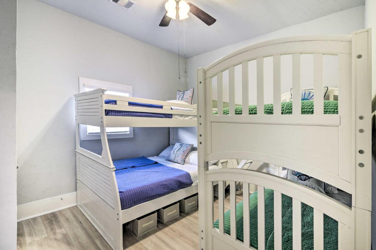 Galveston Home About 1 Mi To Pier, Fishing, And Beaches Экстерьер фото
